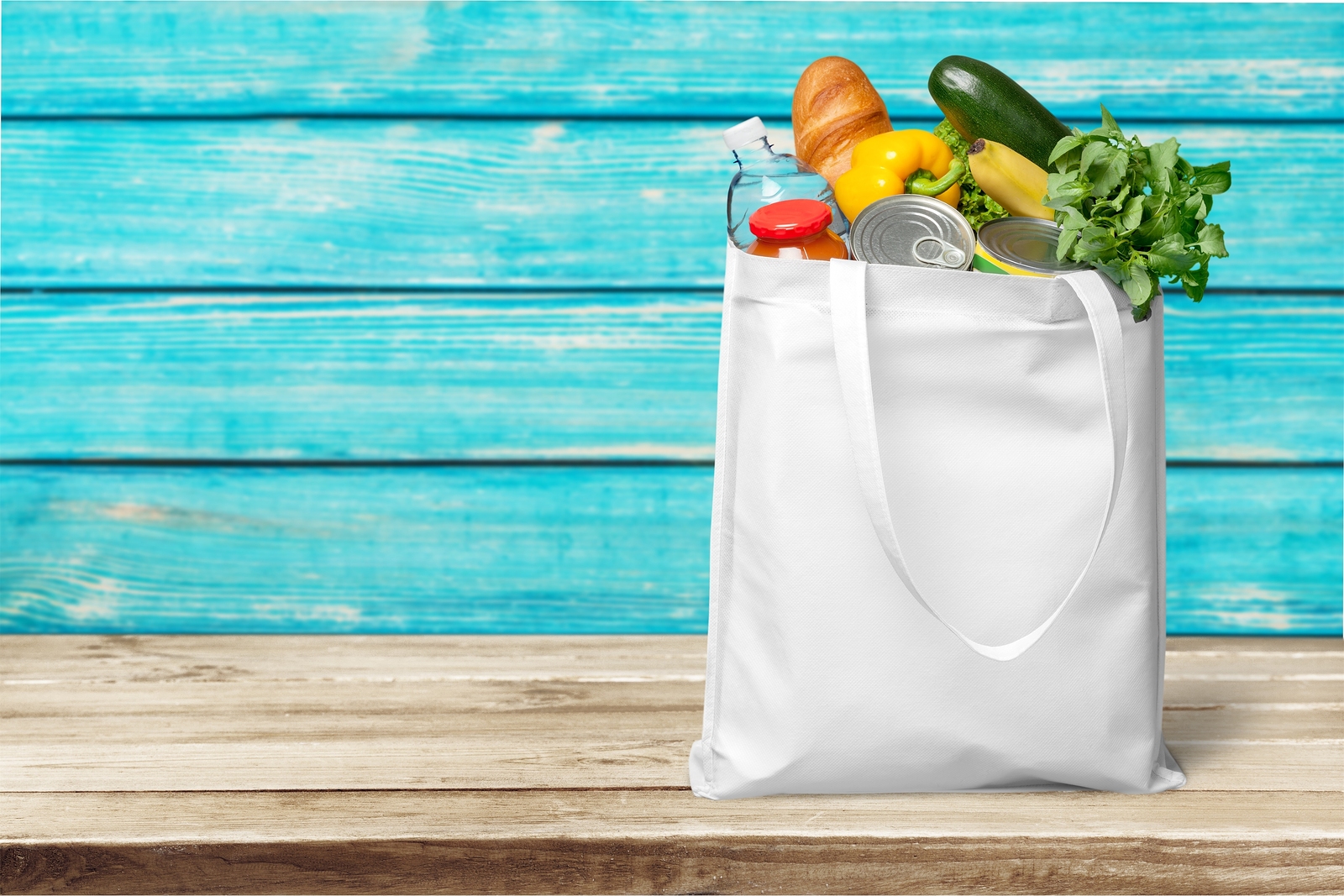 NewLeaf Market - Paper Or Plastic: New Reusable Bag Incentive